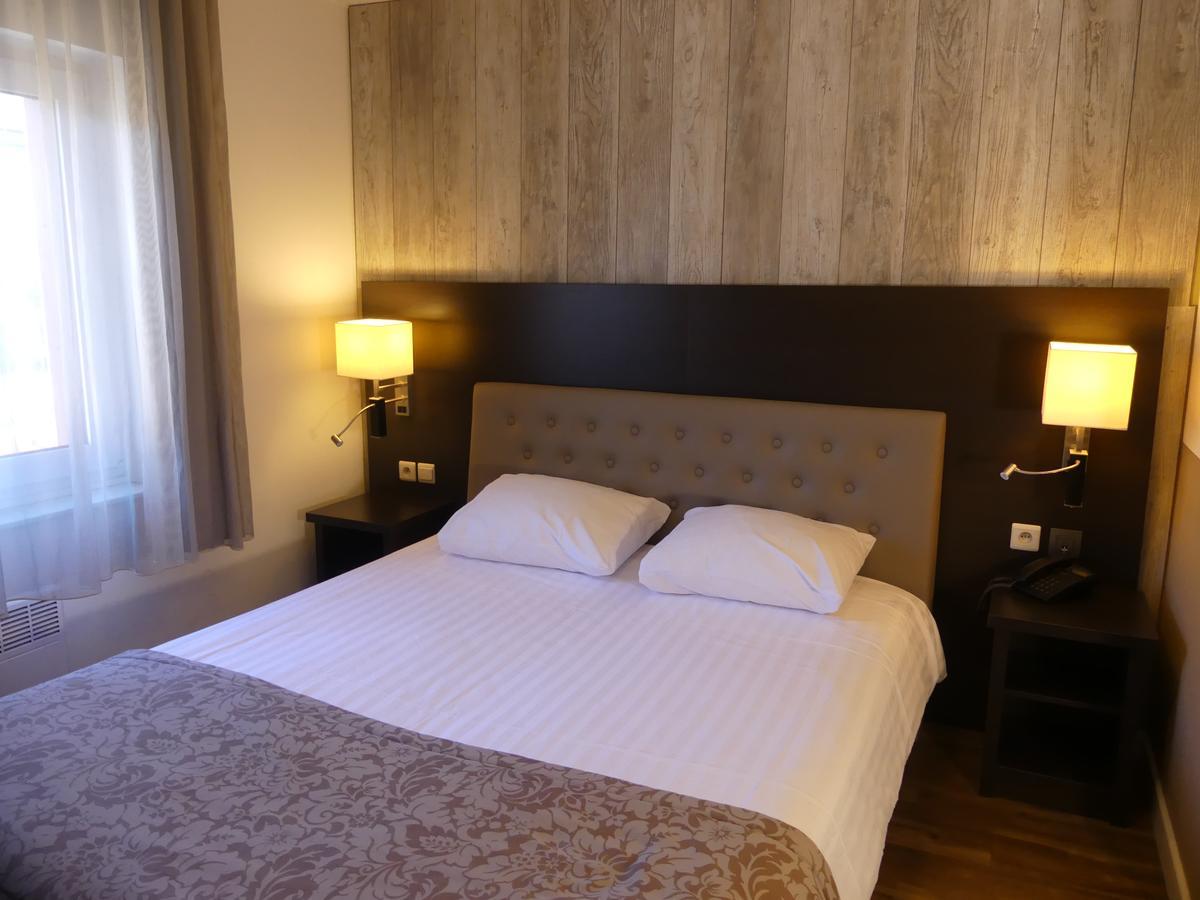 Hotel De Maaskant Maaseik Esterno foto